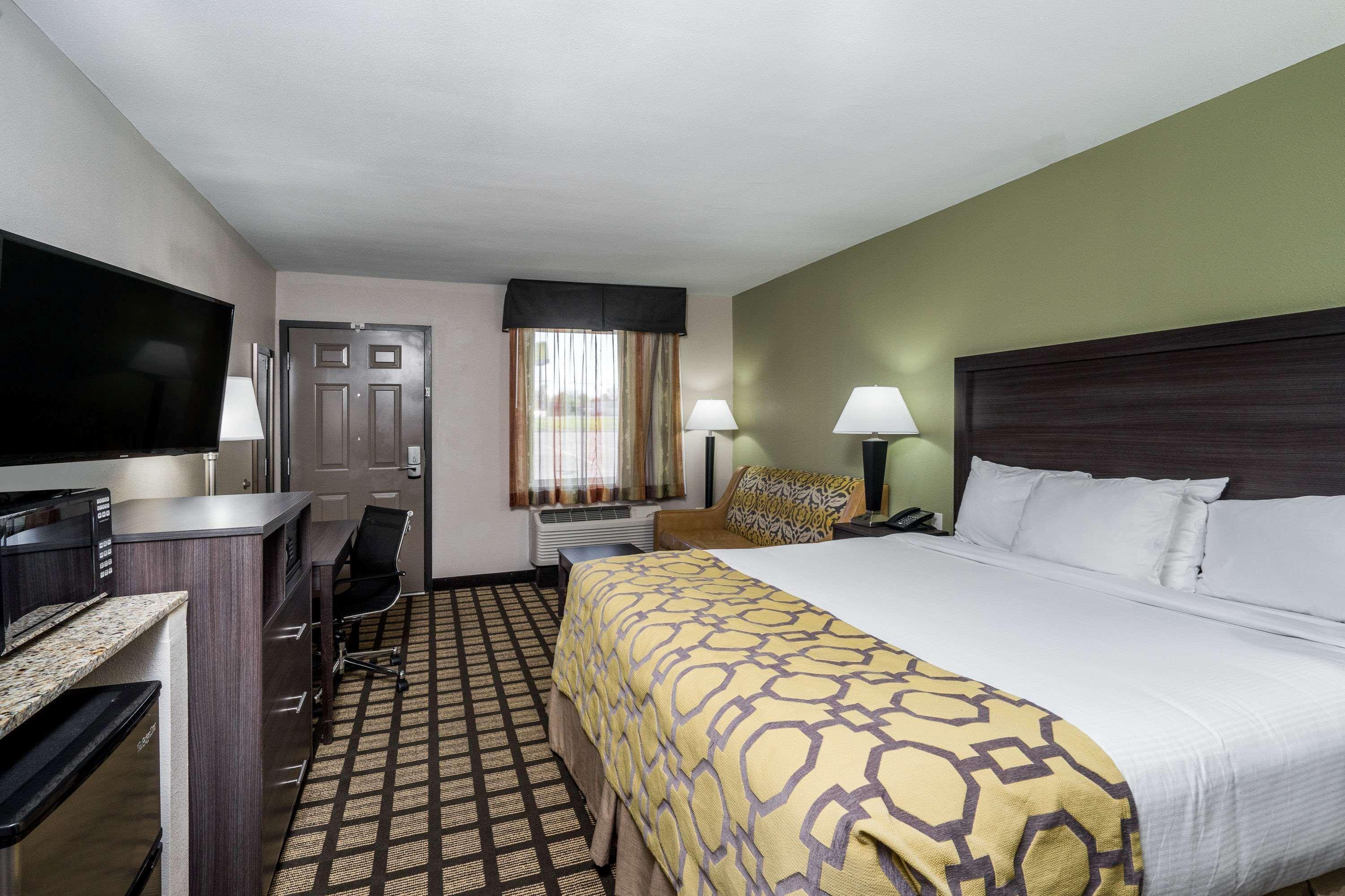 Baymont By Wyndham Clarksville Ngoại thất bức ảnh