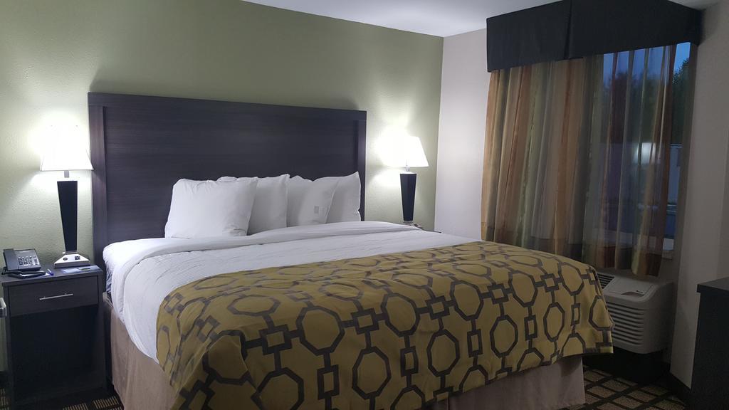 Baymont By Wyndham Clarksville Ngoại thất bức ảnh